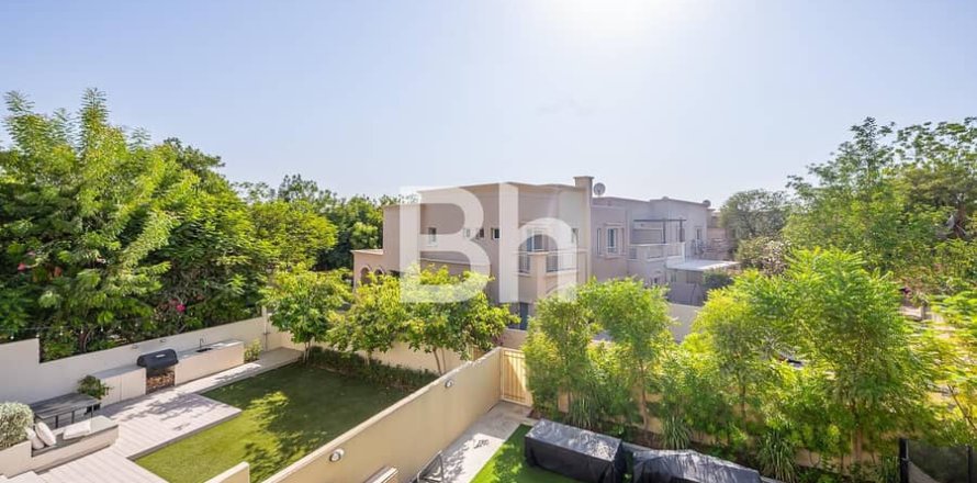 Townhouse de 3 dormitorios  No. 114212
