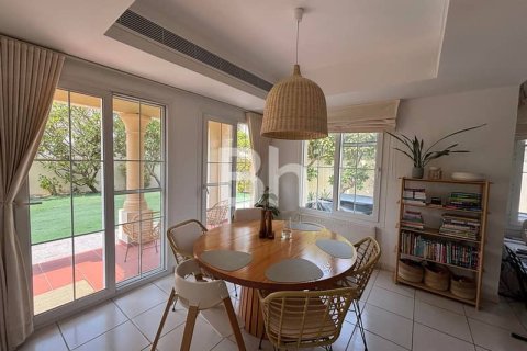 3 bedrooms Villa  No. 114210 12