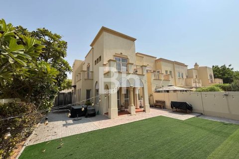 3 bedrooms Villa  No. 114210 2
