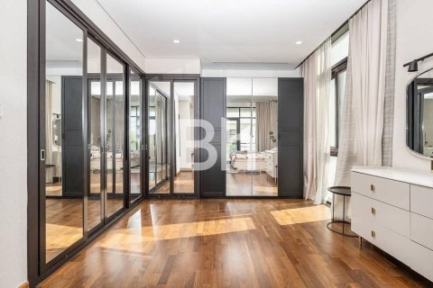 Villa de 5 dormitorios  No. 114207 5