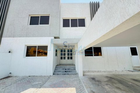 4 غرف نوم فيلا رقم 106732 31