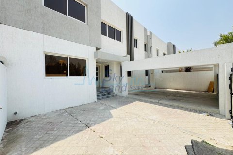 4 غرف نوم فيلا رقم 106732 14