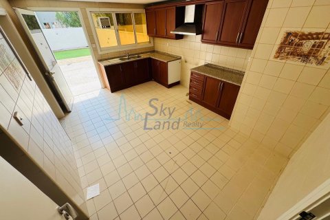 4 غرف نوم فيلا رقم 106732 7