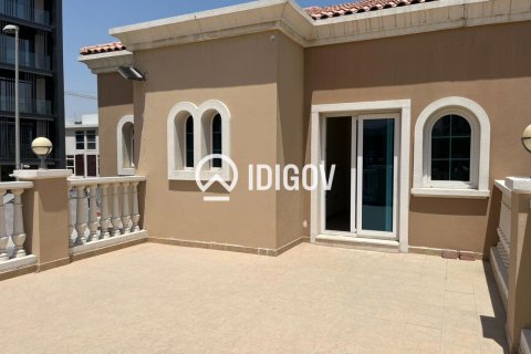 Villa de 3 dormitorios en District 12, UAE No. 184879 23