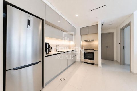 1 bedroom Apartment in EMAAR Beachfront, UAE No. 190853 5