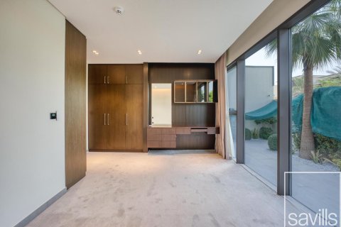 Вилла с 4 спальнями в Golf Place, ОАЭ №136434 11