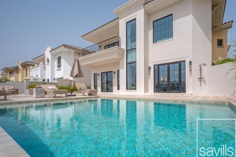 Вилла с 5 спальнями в Garden Homes, ОАЭ №136432 3