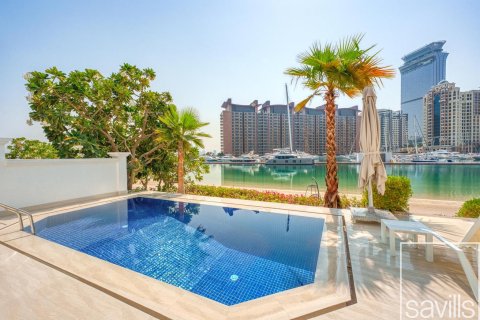 Вилла с 6 спальнями в Garden Homes, ОАЭ №136431 4