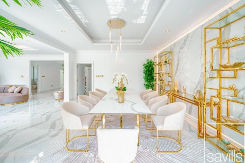 Вилла с 6 спальнями в Garden Homes, ОАЭ №136431 11