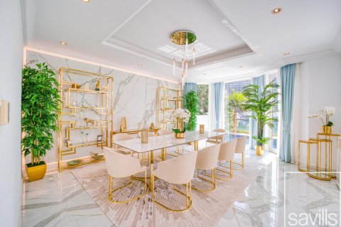 Вилла с 6 спальнями в Garden Homes, ОАЭ №136431 9