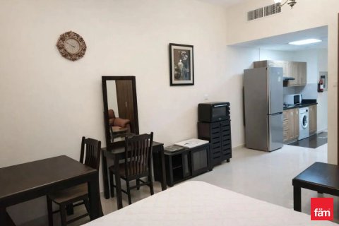 44.4m² Apartment in Dubai Sports City, UAE No. 169636 3