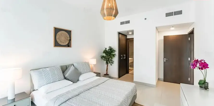 1 bedroom Apartment in Motor City, UAE No. 169639