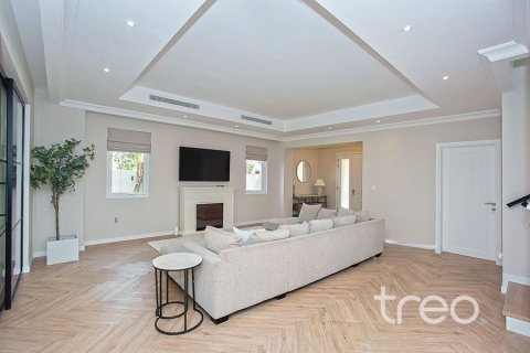 4 bedrooms Villa in Palma, UAE No. 199148 18