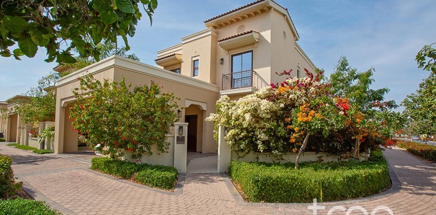 4 bedrooms Villa in Palma, UAE No. 199148
