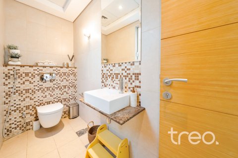 4 bedrooms Villa in Legacy, UAE No. 199150 21