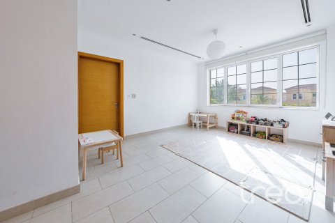 4 bedrooms Villa in Legacy, UAE No. 199150 20