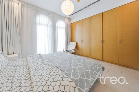 4 bedrooms Villa in Legacy, UAE No. 199150 6