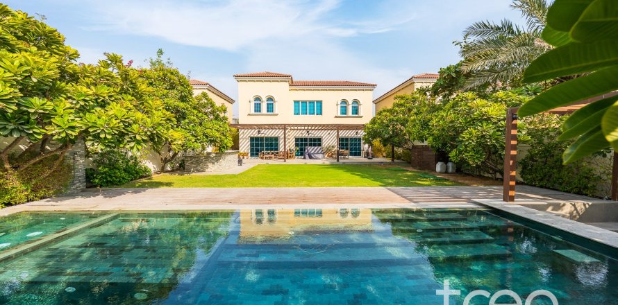 4 bedrooms Villa in Legacy, UAE No. 199150