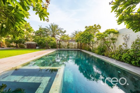 4 bedrooms Villa in Legacy, UAE No. 199150 17
