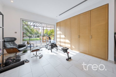 4 bedrooms Villa in Legacy, UAE No. 199150 23