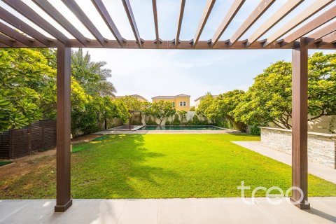 4 bedrooms Villa in Legacy, UAE No. 199150 16