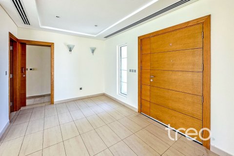 Villa de 4 chambres à Legacy, UAE No. 199153 11