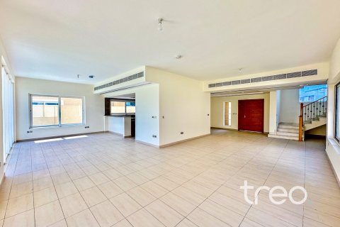 Villa de 4 chambres à Legacy, UAE No. 199153 14
