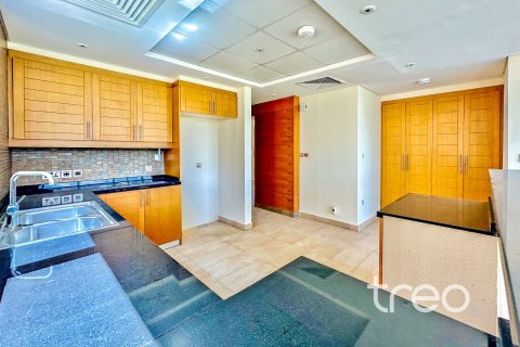 Villa de 4 chambres à Legacy, UAE No. 199153 12