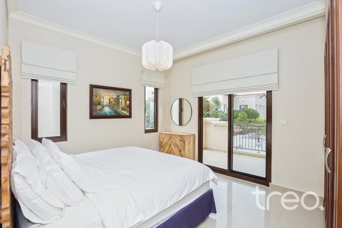 Villa de 4 chambres à Rosa, UAE No. 199152 10