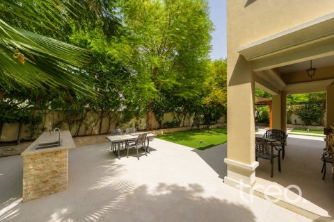 Villa de 4 chambres à Rosa, UAE No. 199154 6