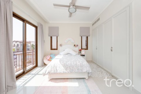 Villa de 4 chambres à Rosa, UAE No. 199154 17