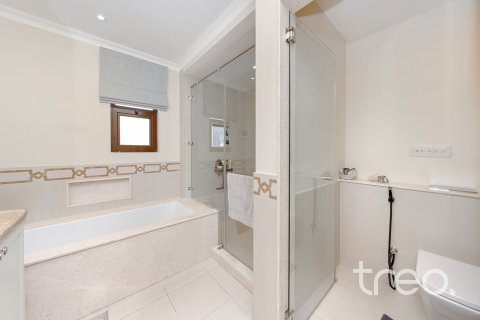 Villa de 4 chambres à Rosa, UAE No. 199154 12