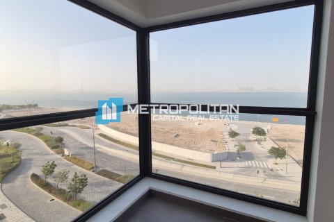 Apartment de 3 dormitorios en Al Reem Island, UAE No. 99307 4