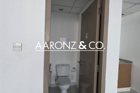 105m² Office in Jumeirah Lake Towers, UAE No. 133055 10