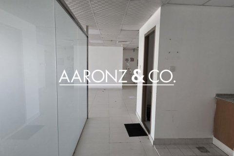 105m² Office in Jumeirah Lake Towers, UAE No. 133055 11