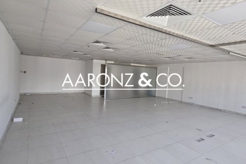 105m² Office in Jumeirah Lake Towers, UAE No. 133055 8