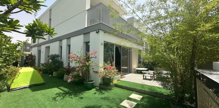 Townhouse de 4 dormitorios  No. 112563