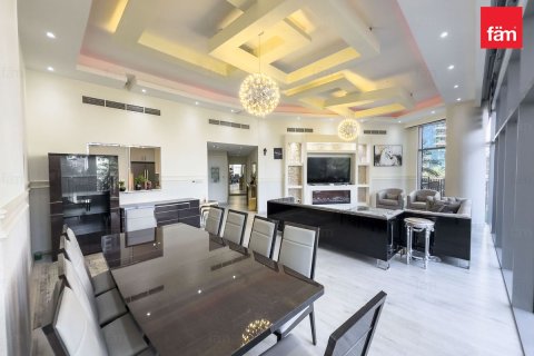 2 bedrooms Apartment in Downtown Dubai (Downtown Burj Dubai), UAE No. 132082 5