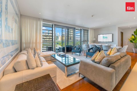 Apartment de 3 dormitorios en City Walk, UAE No. 149270