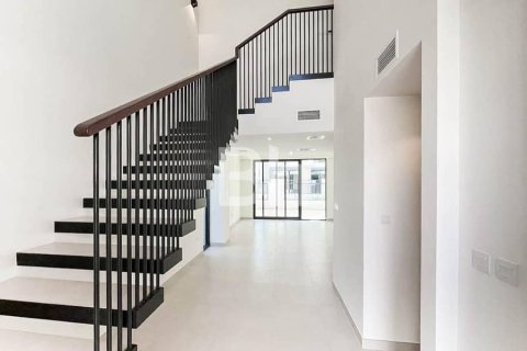 Townhouse de 4 dormitorios  No. 114743 2