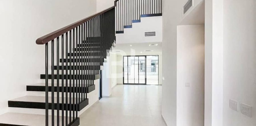 Townhouse de 4 dormitorios  No. 114743