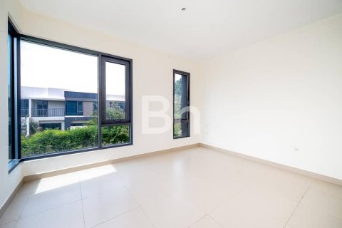 Townhouse de 4 dormitorios  No. 114739 8