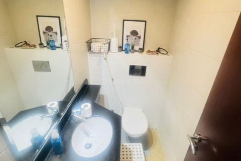 Квартира с 2 спальнями в Джумейра Лейк Тауэрс, ОАЭ №152476 3