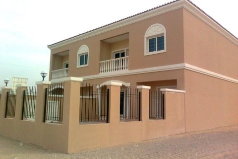 3 bedrooms Townhouse in Jumeirah Village Circle, UAE No. 152477 9