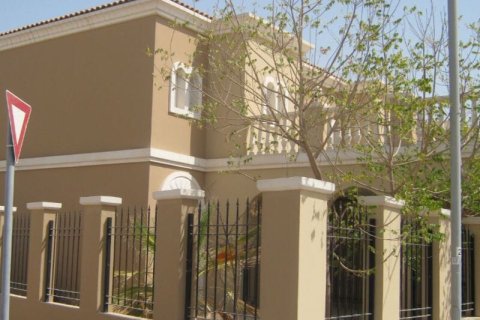 3 bedrooms Townhouse in Jumeirah Village Circle, UAE No. 152477 4