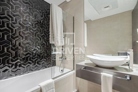 2 bedrooms Apartment in Business Bay, UAE No. 193069 11