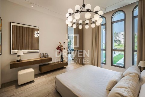 Вилла с 4 спальнями в Jumeirah Islands, ОАЭ №193071 25