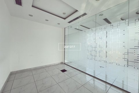 104.2m² Cafe / restaurant  No. 105960 9