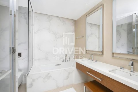 Квартира с 1 спальней в The Address Residences Dubai Opera, ОАЭ №191695 9