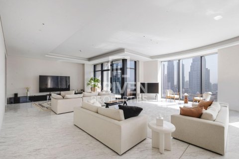 Квартира с 4 спальнями в Opera District, ОАЭ №188660 3